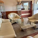 General Motel